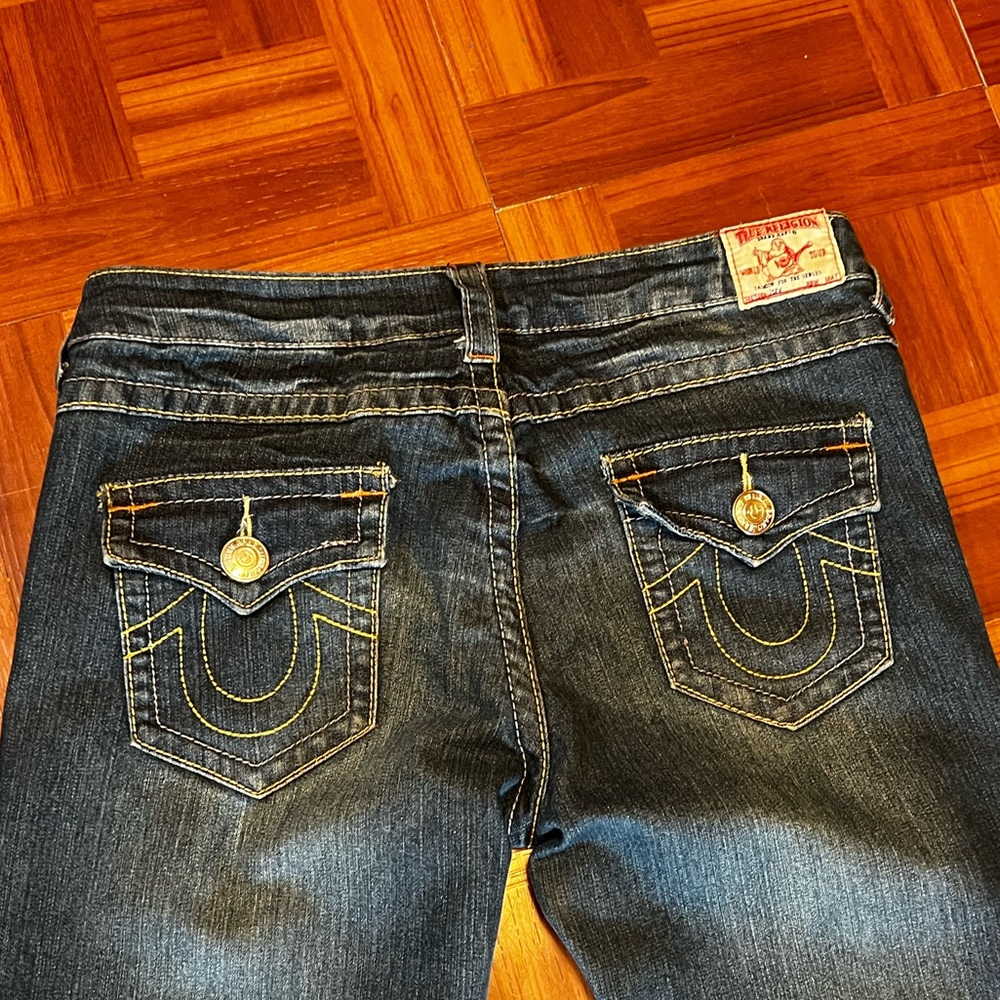 TRUE RELIGION JEANS WOMENS 32